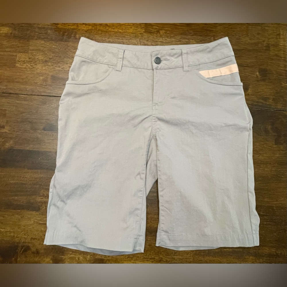 Pearl Izumi mountain biking shorts.